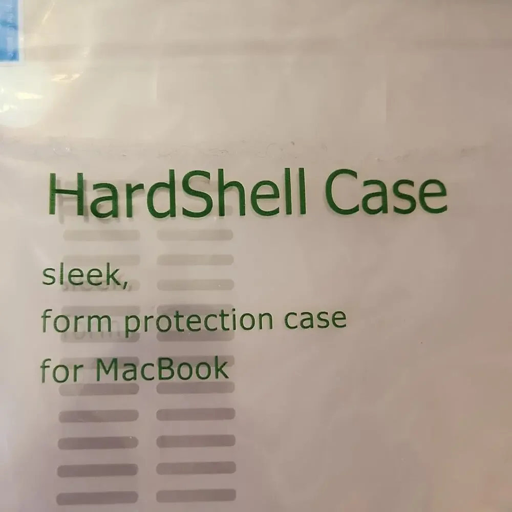 Pink Hard Case Set MacBook‎ 13 Inch Screen & 2 Keyboard Protectors School NWT
